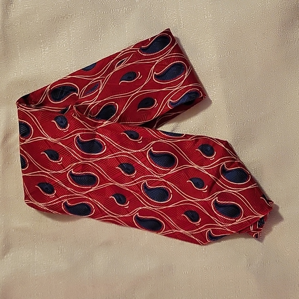 Robert Talbott red paisley tie